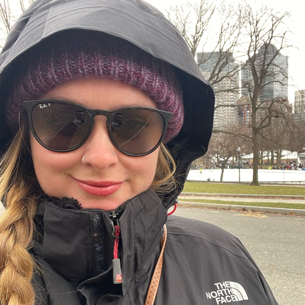 Meet your Posher, Meaghan